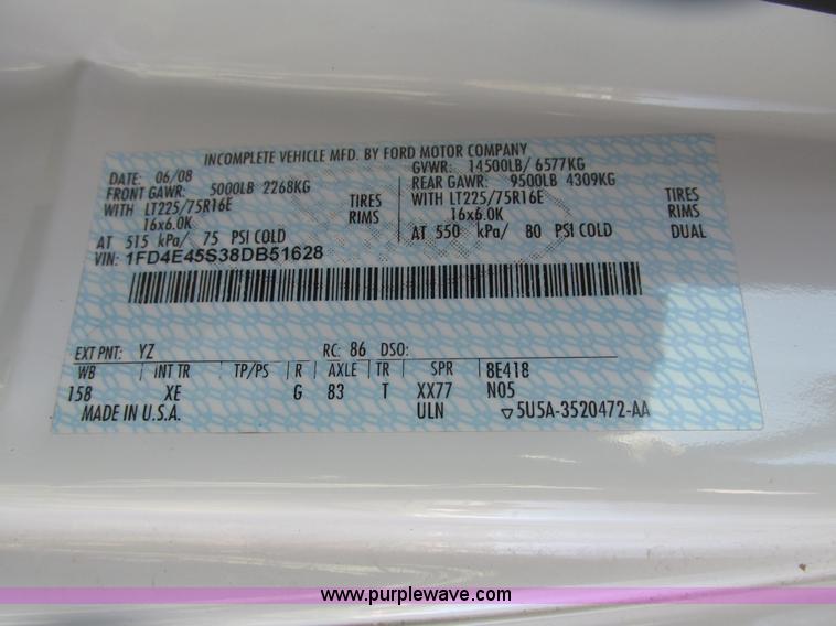 image for item G9911 2008 Ford E450 Super Duty Goeshen coach bus