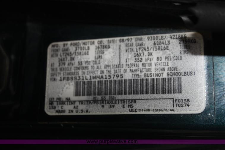 image for item H2042 1998 Ford Club Wagon van