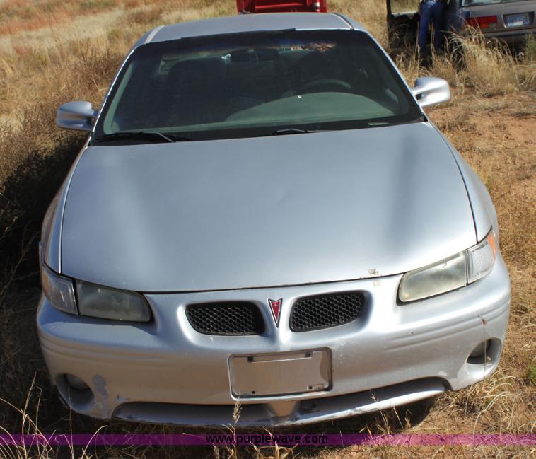 image for item H2044 2001 Pontiac Grand Prix GT