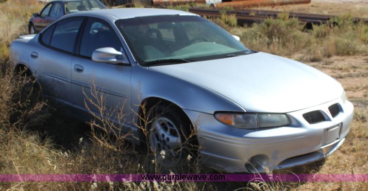 image for item H2044 2001 Pontiac Grand Prix GT