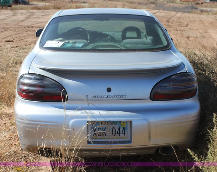 image for item H2044 2001 Pontiac Grand Prix GT
