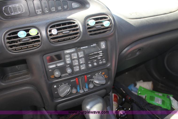 image for item H2044 2001 Pontiac Grand Prix GT