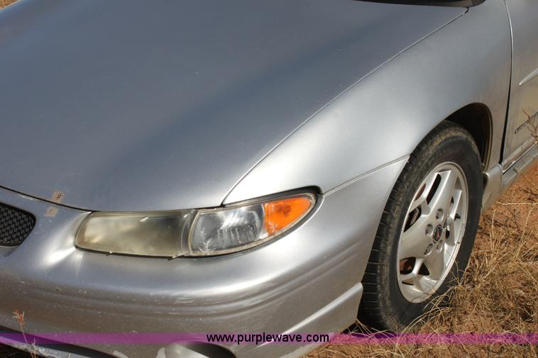 image for item H2044 2001 Pontiac Grand Prix GT