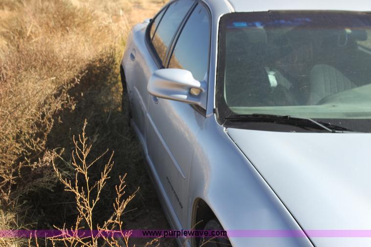 image for item H2044 2001 Pontiac Grand Prix GT