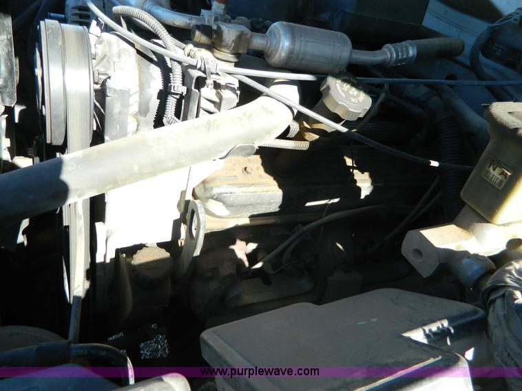 image for item H2343 1996 Chevrolet 1500 Z71 Ext. Cab pickup truck