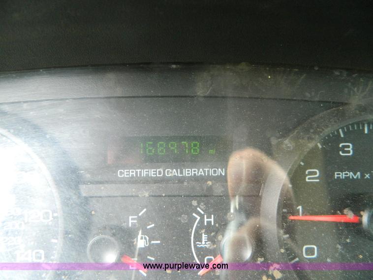 image for item H2373 2008 Ford Crown Victoria Police Interceptor