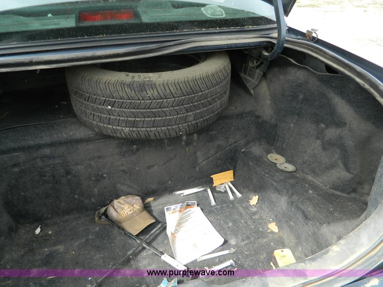 image for item H2373 2008 Ford Crown Victoria Police Interceptor