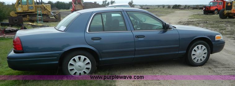 image for item H2374 2008 Ford Crown Victoria Police Interceptor