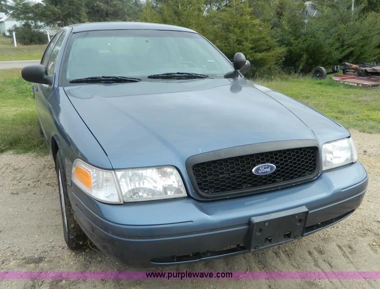 image for item H2374 2008 Ford Crown Victoria Police Interceptor