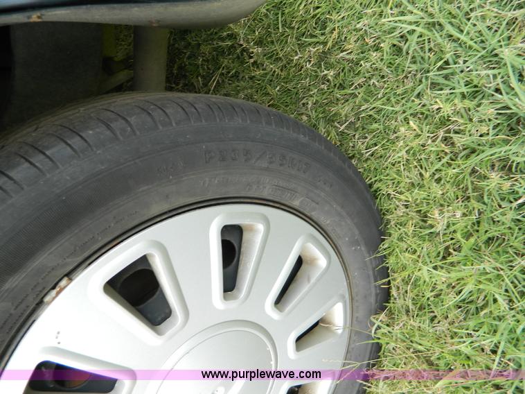 image for item H2374 2008 Ford Crown Victoria Police Interceptor