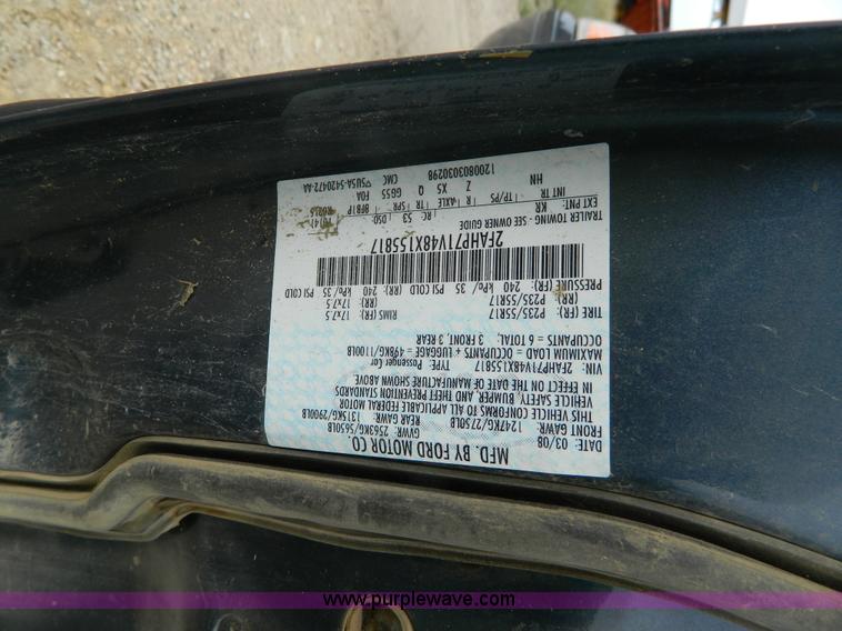 image for item H2374 2008 Ford Crown Victoria Police Interceptor