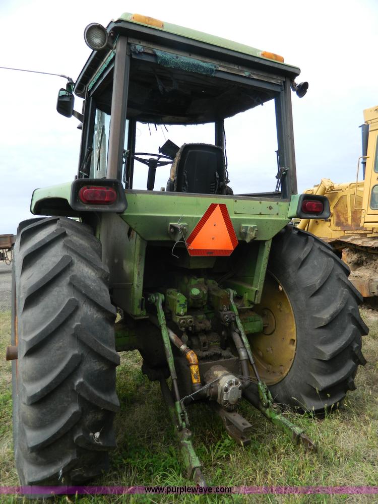 image for item H2375 1975 John Deere 4430 tractor