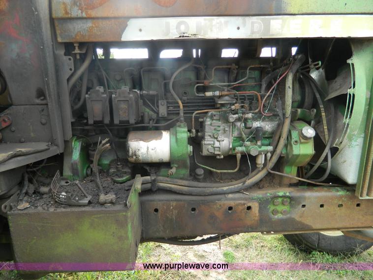 image for item H2375 1975 John Deere 4430 tractor