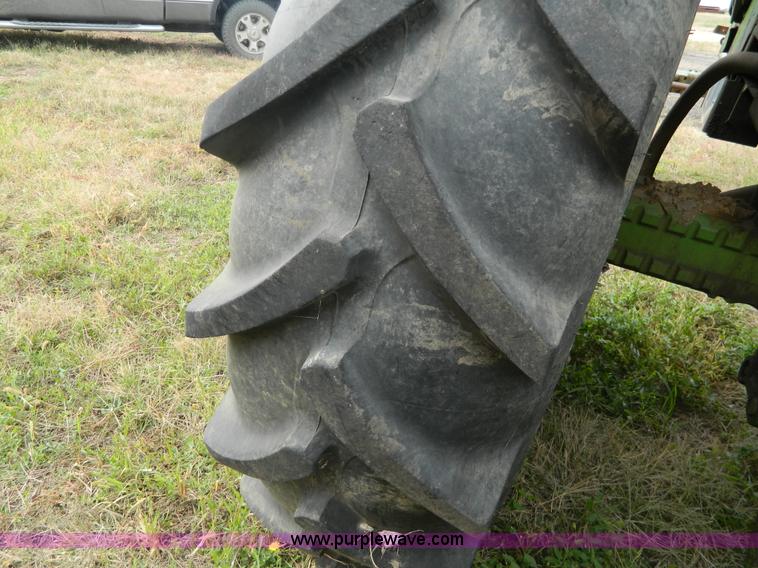 image for item H2375 1975 John Deere 4430 tractor