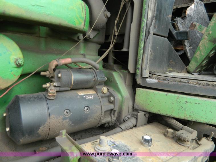 image for item H2375 1975 John Deere 4430 tractor
