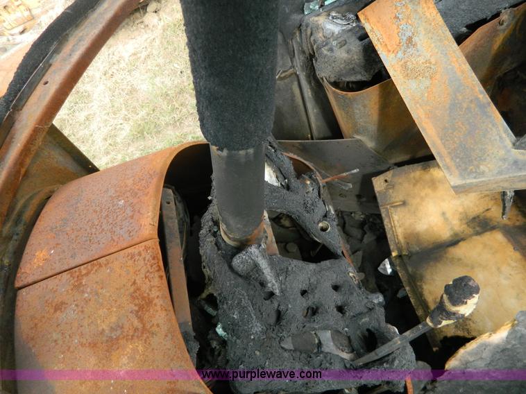 image for item H2375 1975 John Deere 4430 tractor