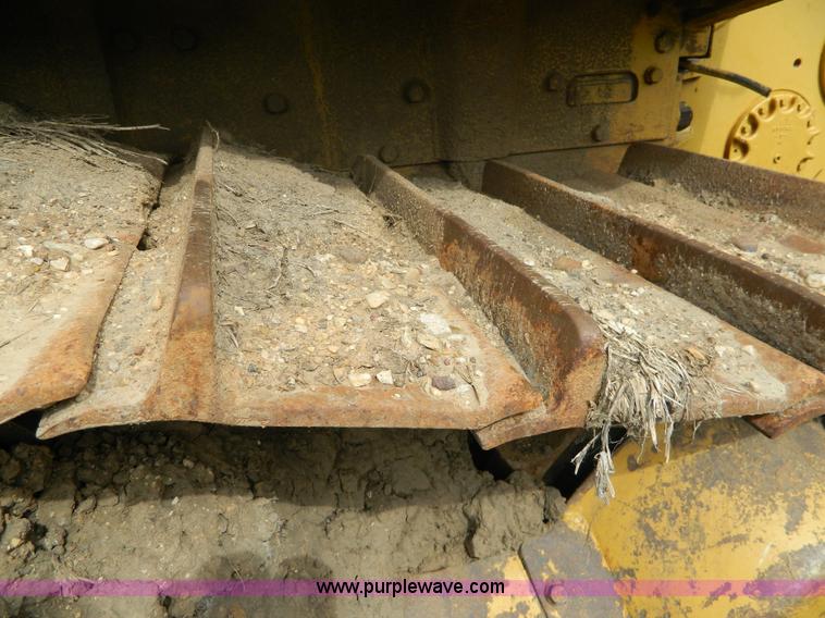 image for item H2376 1988 Caterpillar D7GE2 dozer