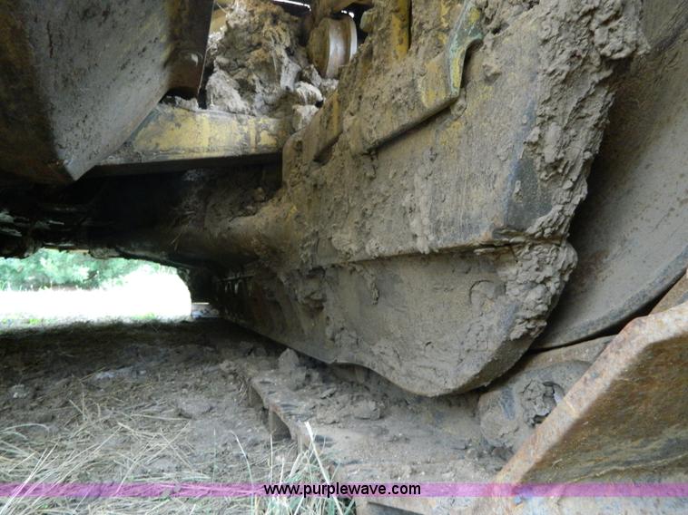 image for item H2376 1988 Caterpillar D7GE2 dozer