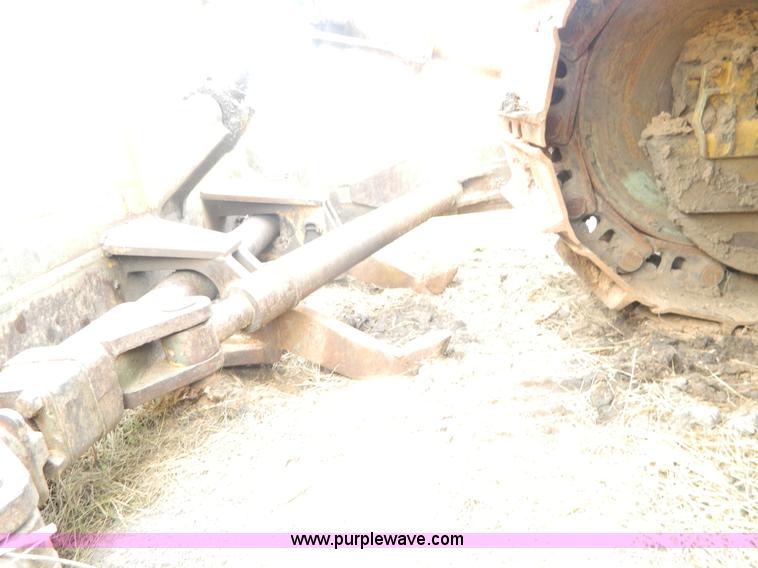 image for item H2376 1988 Caterpillar D7GE2 dozer