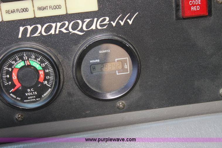 image for item H8773 2002 Ford 801 ambulance