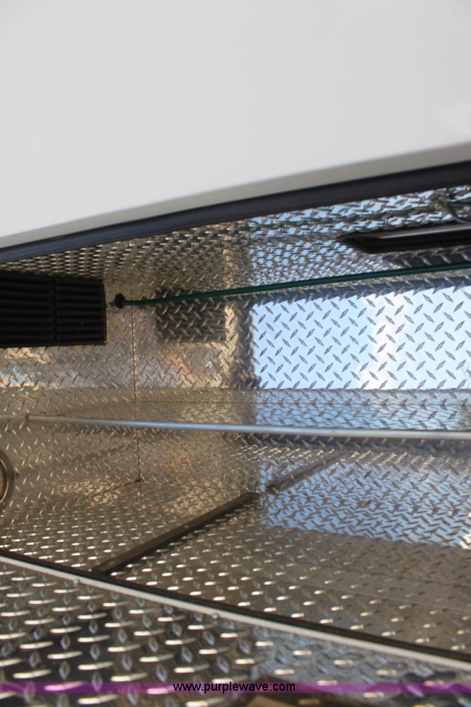 image for item H8773 2002 Ford 801 ambulance