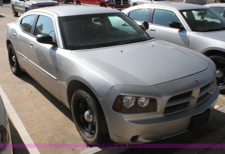 image for item H8775 2007 Dodge Charger