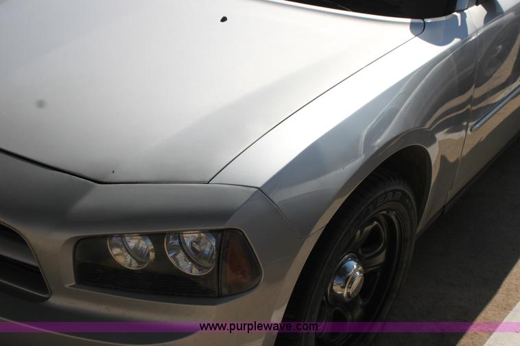 image for item H8775 2007 Dodge Charger