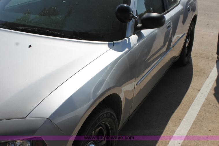 image for item H8775 2007 Dodge Charger