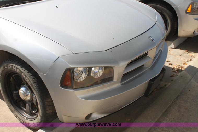 image for item H8775 2007 Dodge Charger