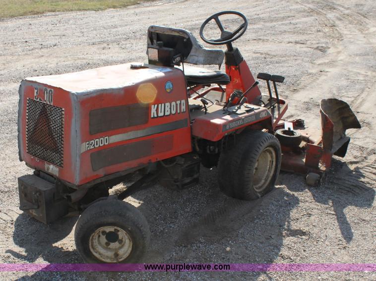 image for item H8789 Kubota F2000 lawn mower