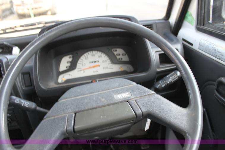 image for item H8793 1991 Mitsubishi Kei pickup truck