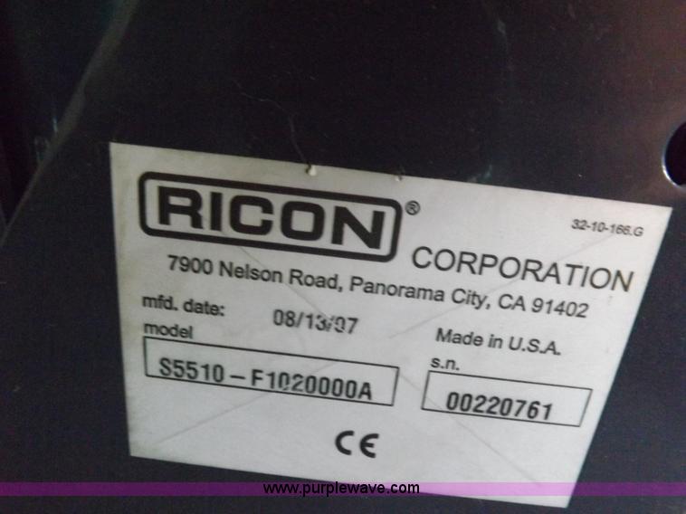 image for item H9091 2007 Ford 801 bus