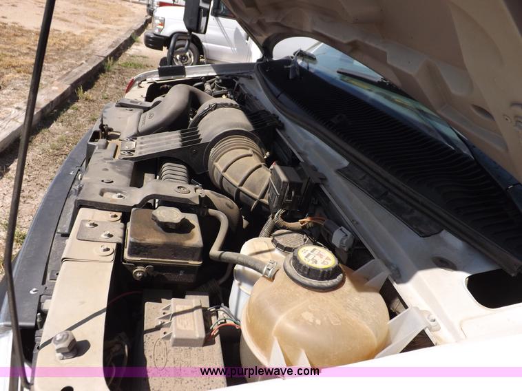 image for item H9091 2007 Ford 801 bus