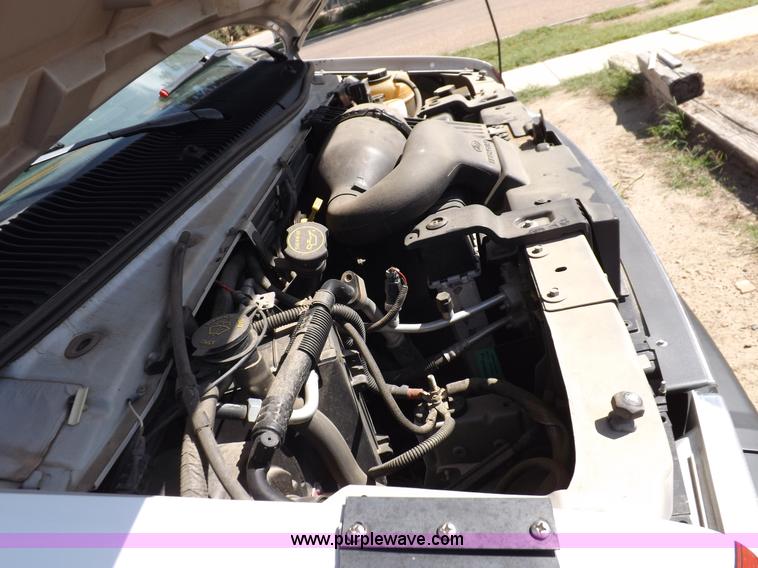 image for item H9091 2007 Ford 801 bus