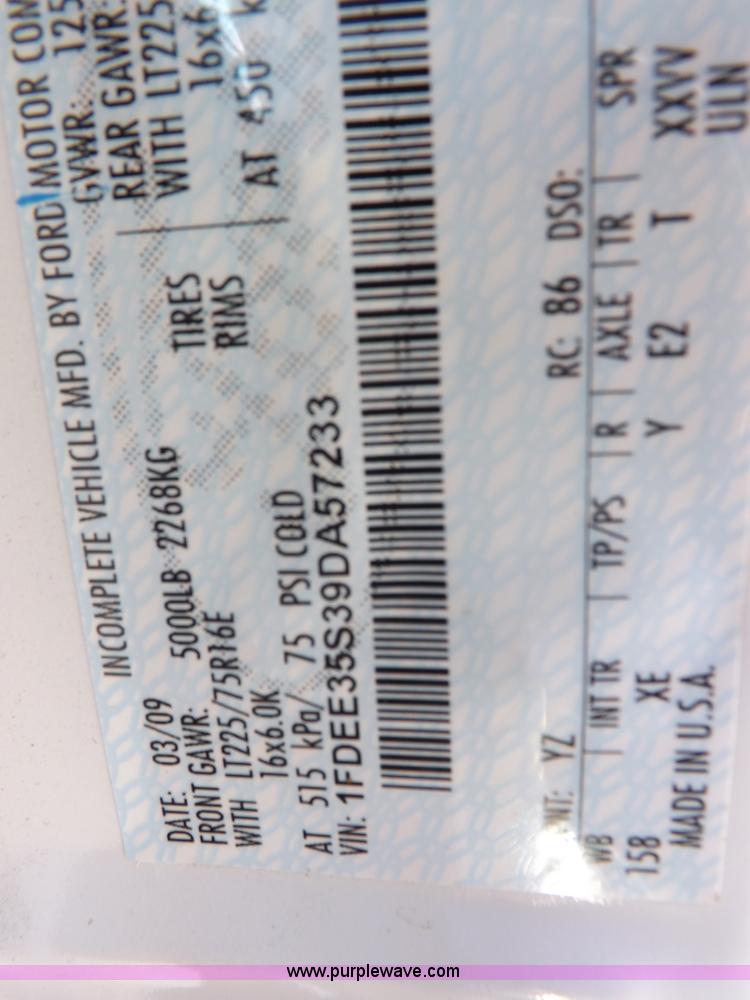 image for item H9093 2009 Ford E350 Super Duty bus