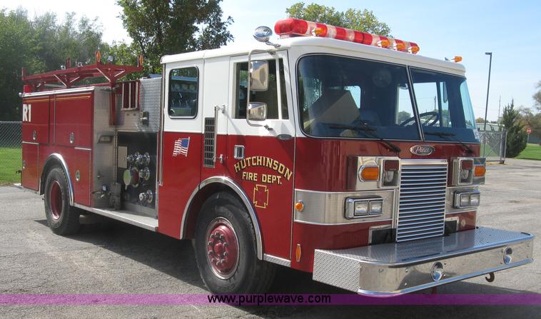 image for item H9469 1988 Pierce pumper fire truck