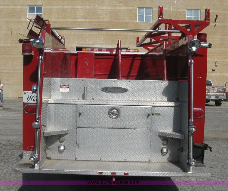 image for item H9469 1988 Pierce pumper fire truck