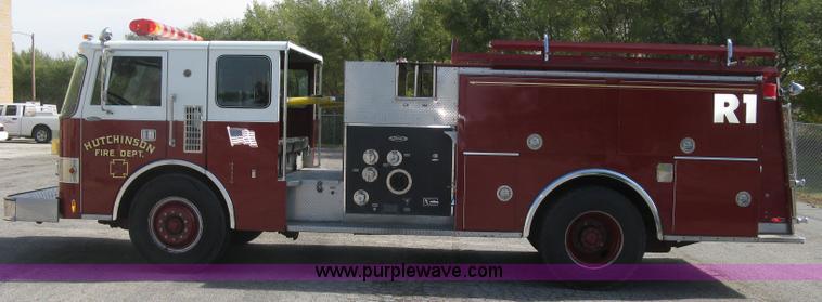image for item H9469 1988 Pierce pumper fire truck