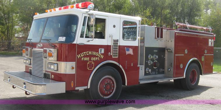 image for item H9469 1988 Pierce pumper fire truck