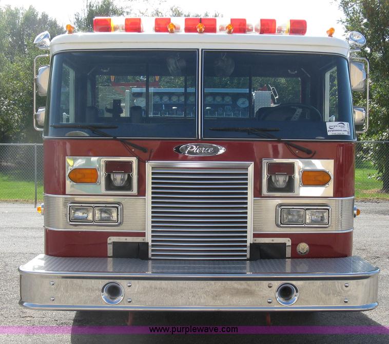 image for item H9469 1988 Pierce pumper fire truck