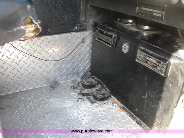 image for item H9469 1988 Pierce pumper fire truck