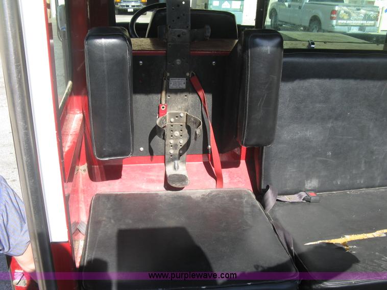 image for item H9469 1988 Pierce pumper fire truck