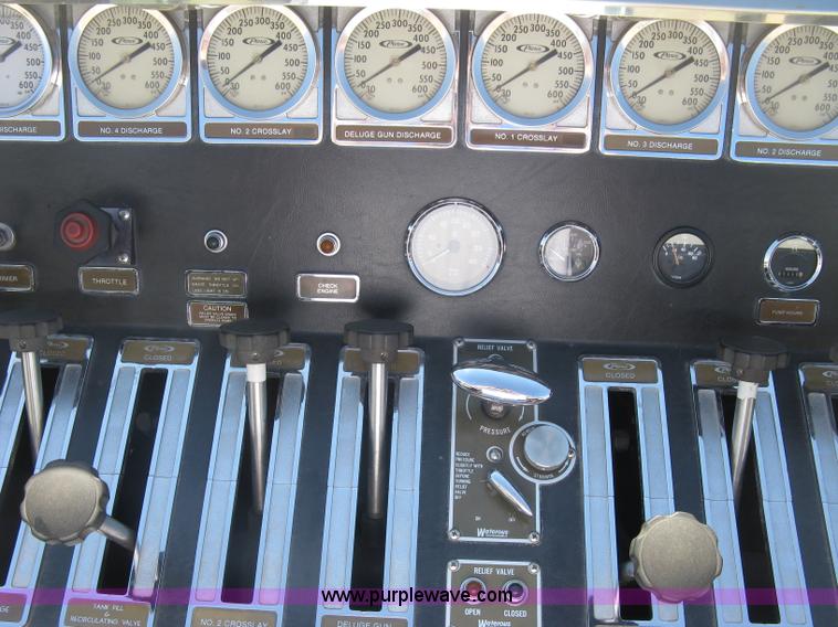 image for item H9469 1988 Pierce pumper fire truck