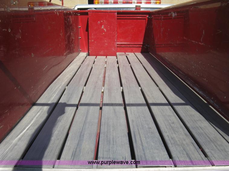 image for item H9469 1988 Pierce pumper fire truck