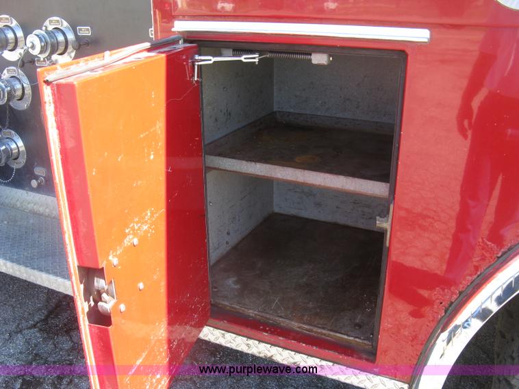 image for item H9469 1988 Pierce pumper fire truck