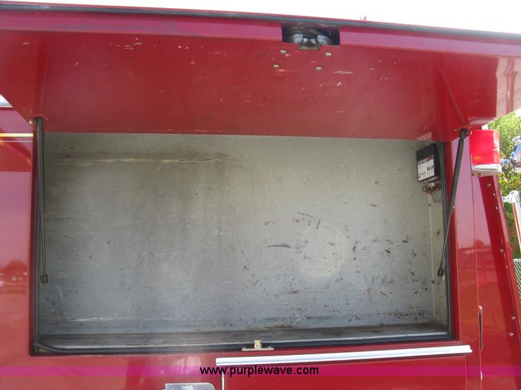 image for item H9469 1988 Pierce pumper fire truck