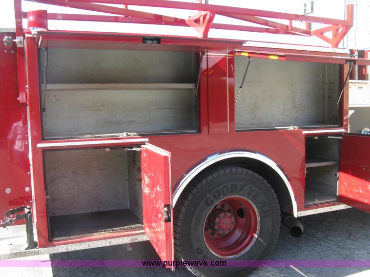 image for item H9469 1988 Pierce pumper fire truck