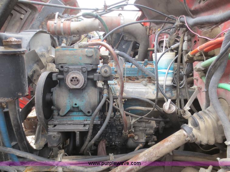 image for item I2195 1991 International 4900 dump truck