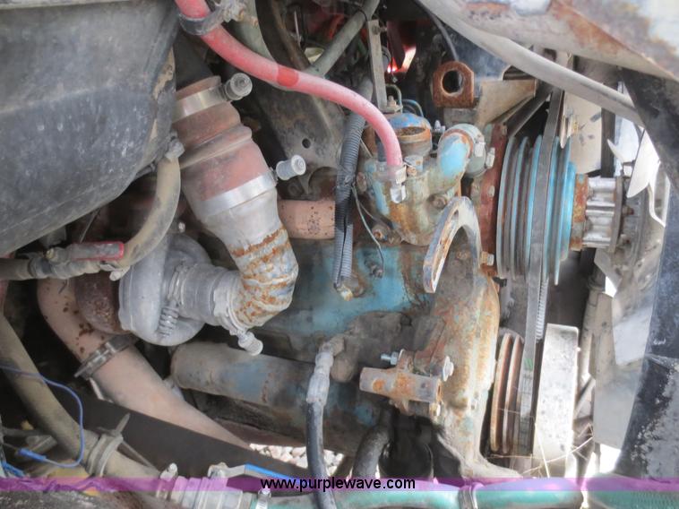 image for item I2195 1991 International 4900 dump truck