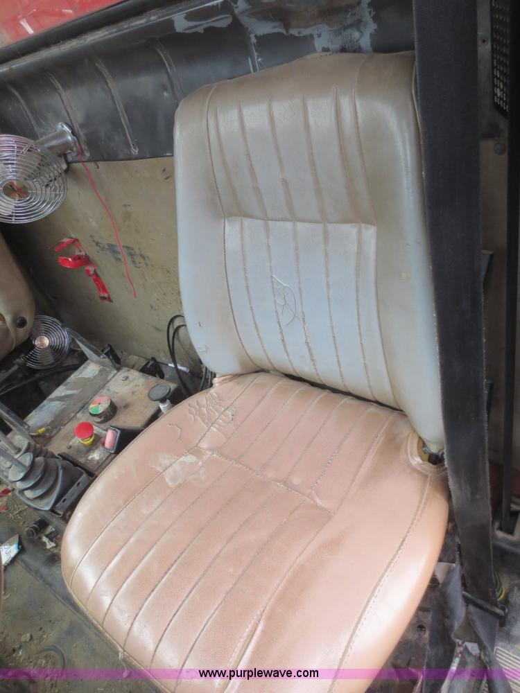 image for item I2196 1993 International 4900 dump truck